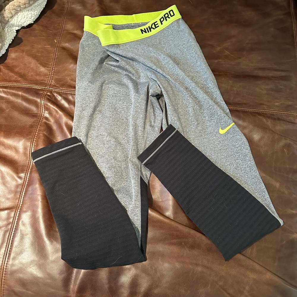 Nike Gray and Black Color-Blocked Leggings